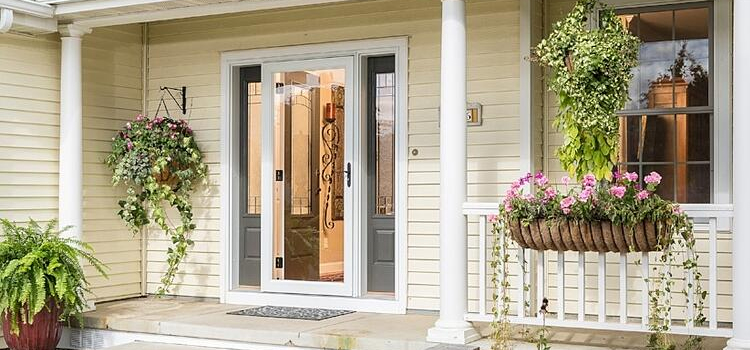 screen door installation in Bay Point